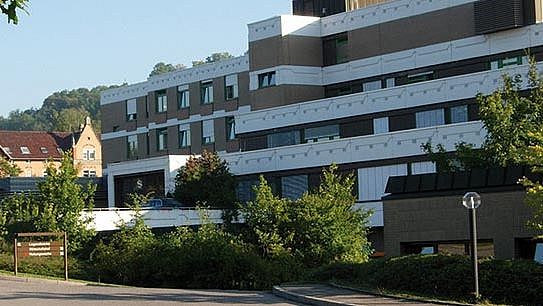 Bild: Außen Ansicht Krankenhaus Herrenberg