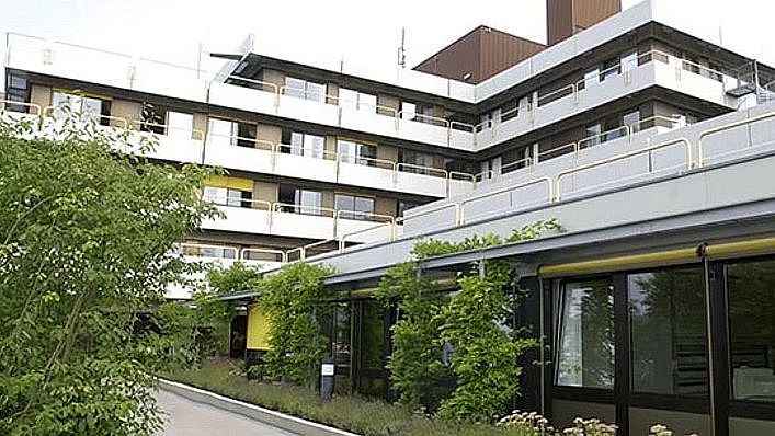 Bild: Außen Ansicht Kliniken Nagold