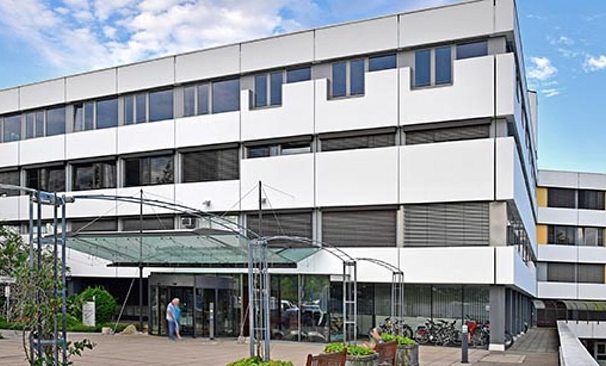 Bild: Außen Ansicht Krankenhaus Leonberg