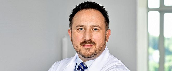 Dr. med. Arkadiusz Praski
