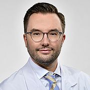 Profilbild von Dr. med. Marius Keller, MHBA, FASE