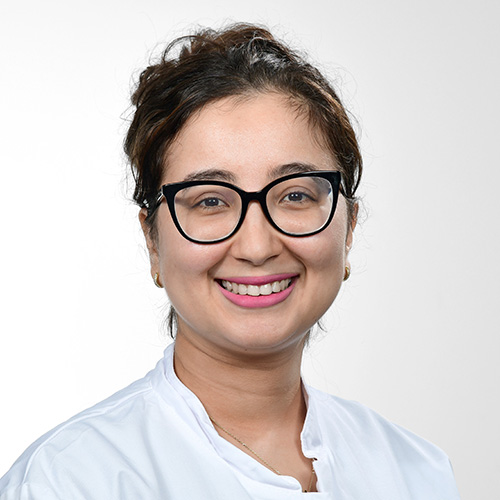 Salma El Adraoui team photo